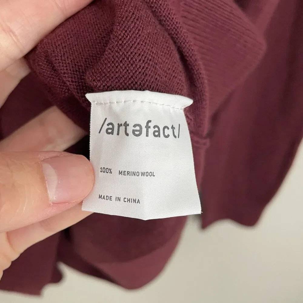 Artefact Size L Mens Burgundy Red V Neck Merino Wool Pullover Sweater